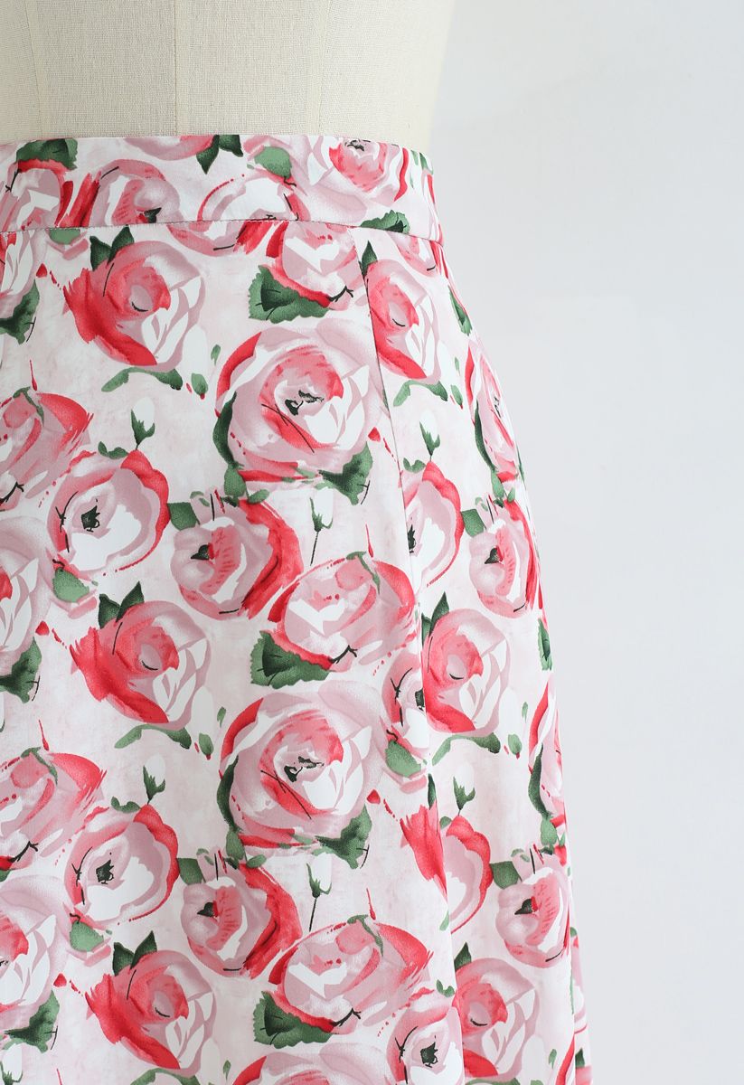Falda a media pierna con estampado de rosas rojas