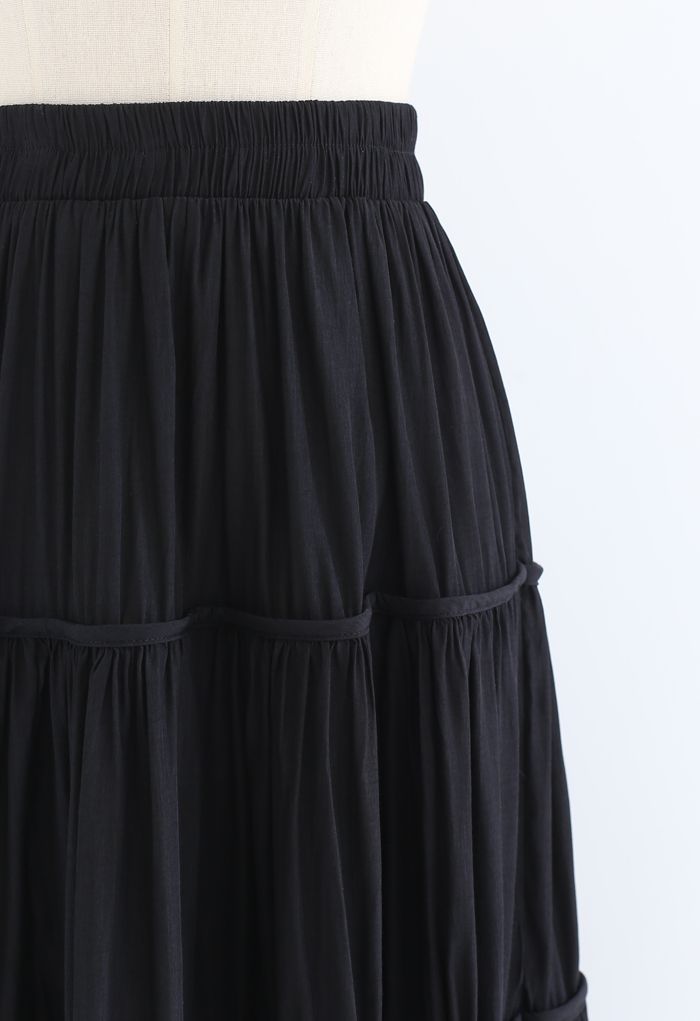 Swing Pleated Midi Skirt in Black
