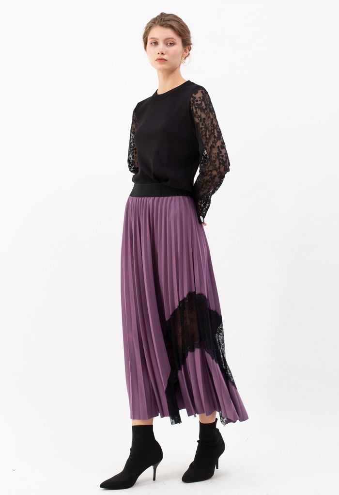 Lace Inserted Pleated Maxi Skirt in Violet
