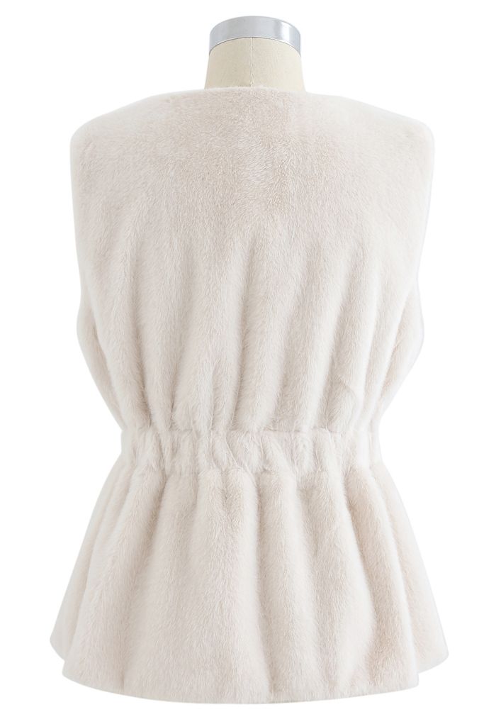 Bowknot Soft Faux Fur Vest in Cream