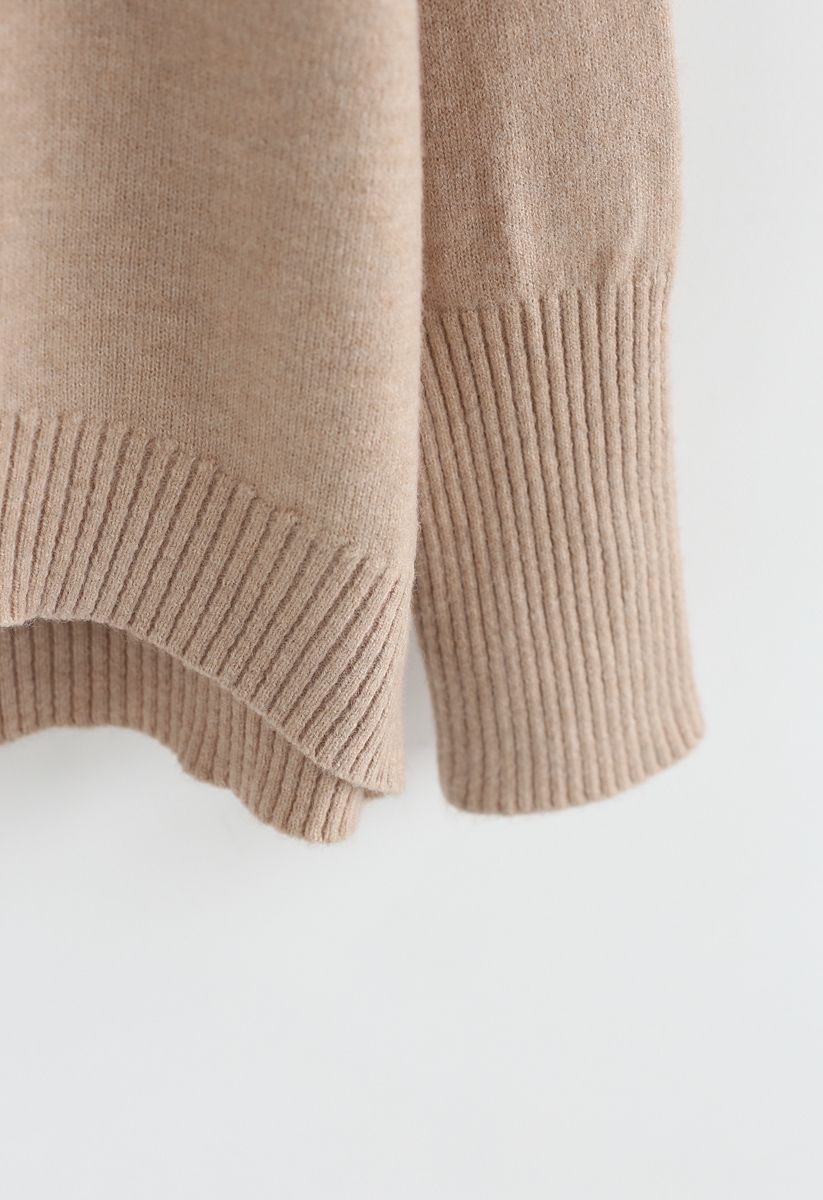 Suéter de punto básico con cuello desbocado de tacto suave en tostado